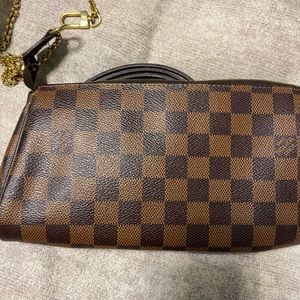 Louis Vuitton clutch/ crossbody